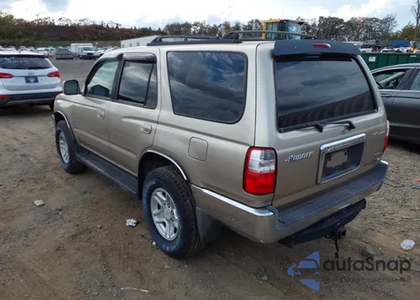 2002 Toyota 4Runner Sr5 V6 z USA, uszkodzony, nr VIN JT3HN86R320367619
